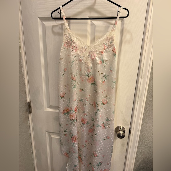 Lingerie 3 pcs NWT - Picture 3 of 12